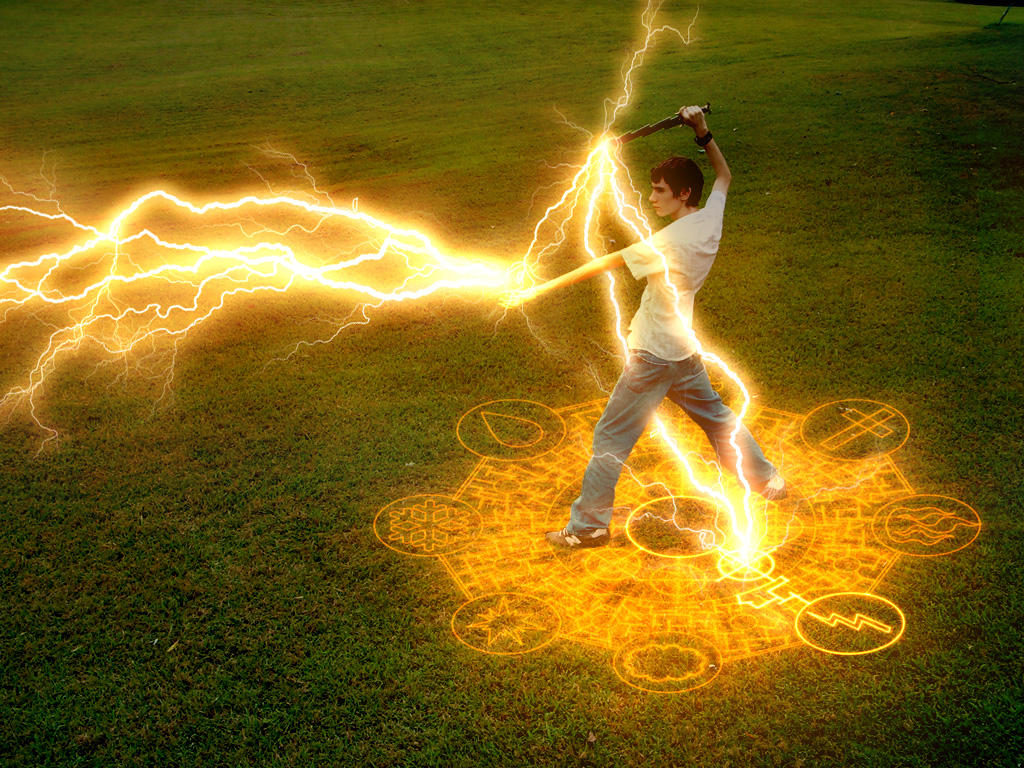 Жизненная мощь сила. Человек с магией. Магия электричества. Необычные способности. Энергетический удар.