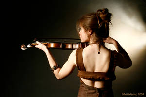 Clara Violin 2