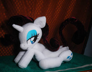 Upgraded fully posable, durable Rarity plushie