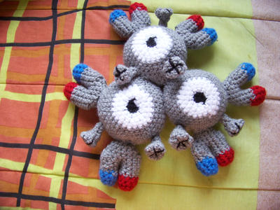 Magneton Amigurumi Pattern by MarianaAK