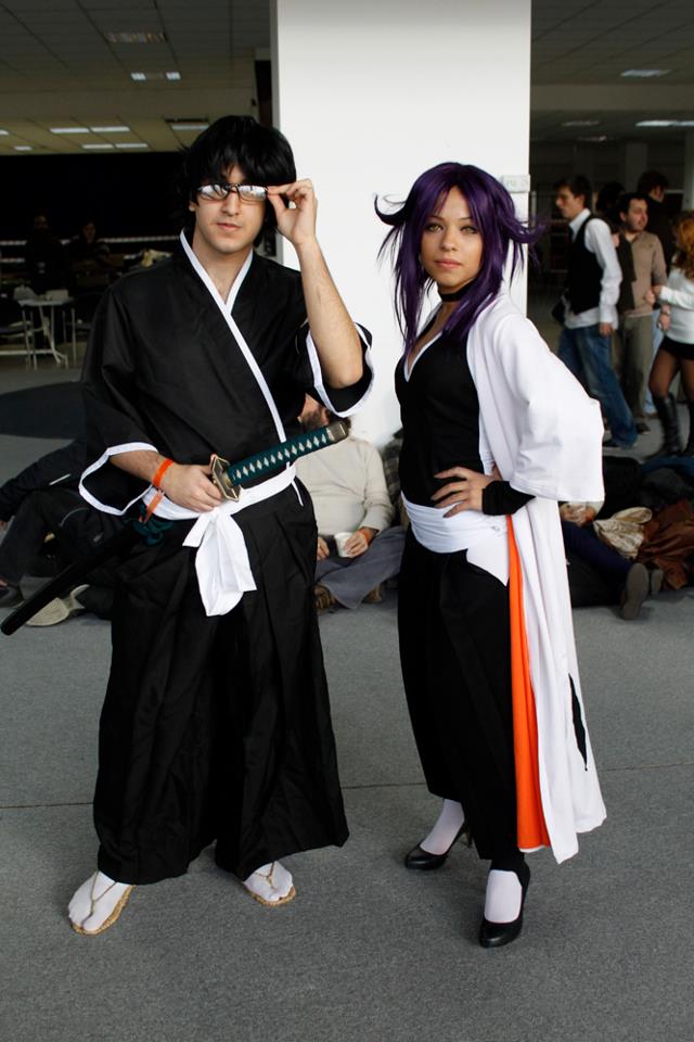 Young Aizen and Yoruichi