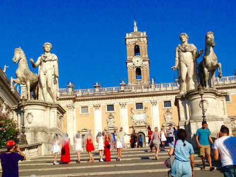 Wedding party photo shoot at Capitoline Museum