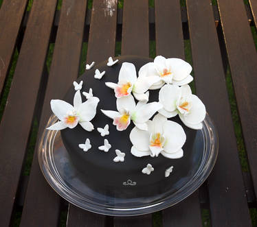 Black Orchid Cake