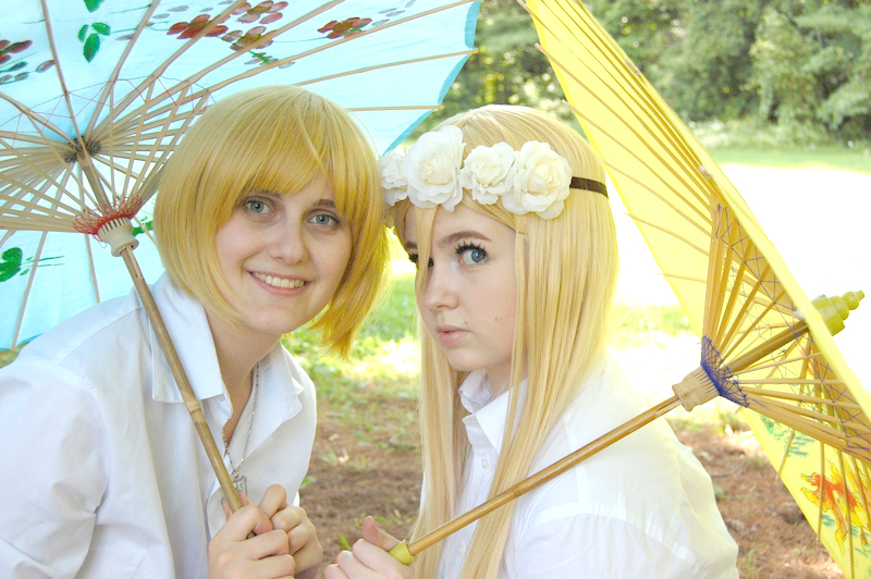 Blondes in summer: Armin and Krista hanging out