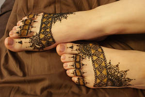 Tara's Henna'd Foot by Sekhmet-the-eye