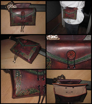 Belt bag carved 1