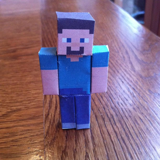 Minecraft/Papercraft: Steve by BlueOvers on DeviantArt