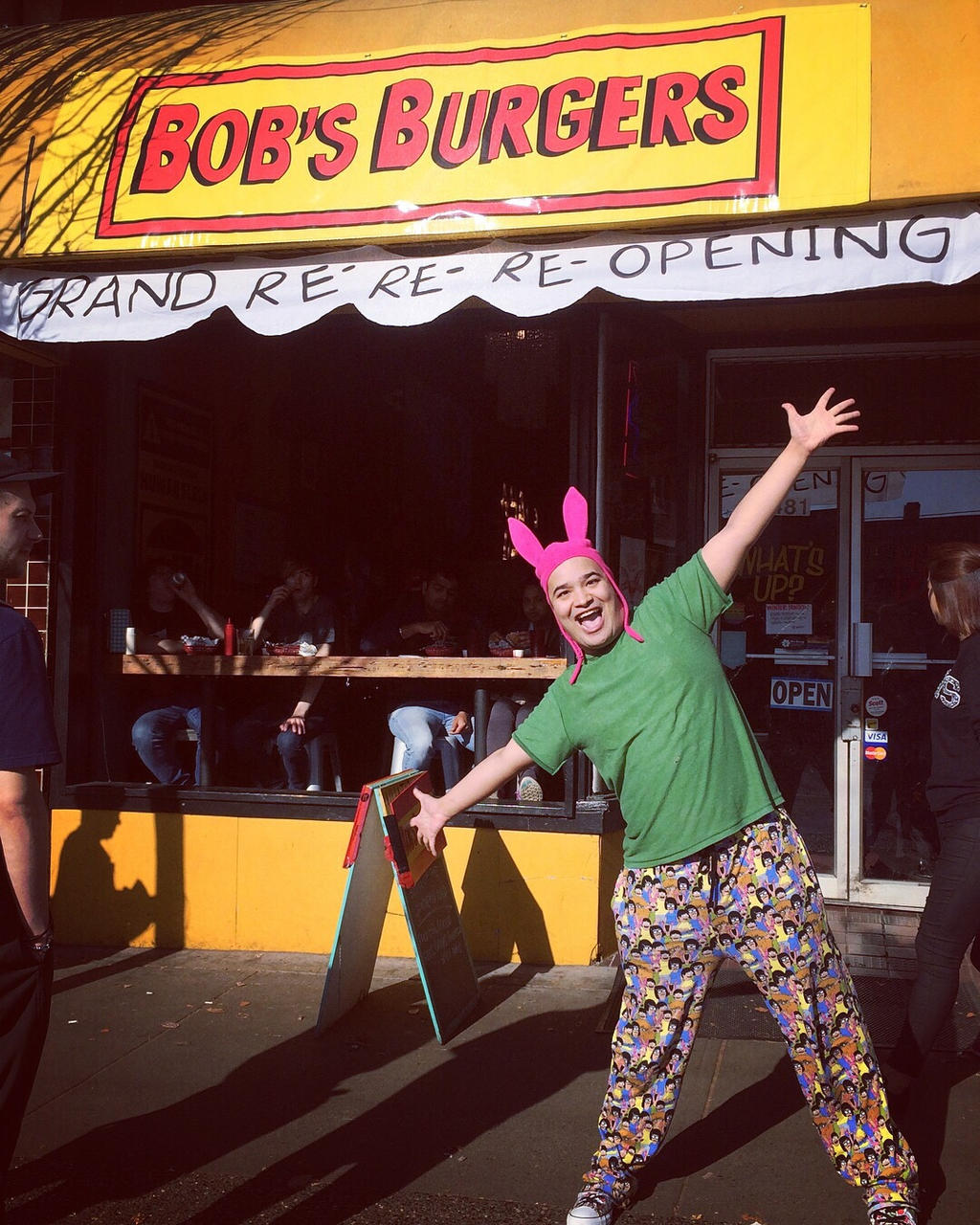 BOB'S BURGERS IS REAL!!!