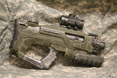 Halo-style Military Rifle by JohnsonArmsProps