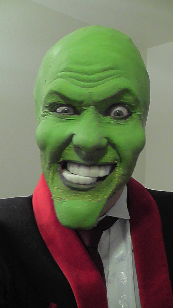 Человек зеленая маска. Зеленая маска Джим Керри. Грим маска Джим Керри. Маска Локи Стэнли Ипкисс.