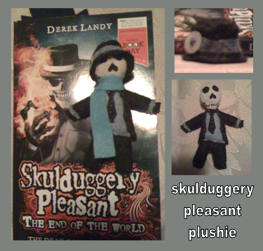 Skulduggery Pleasant Mini Plush