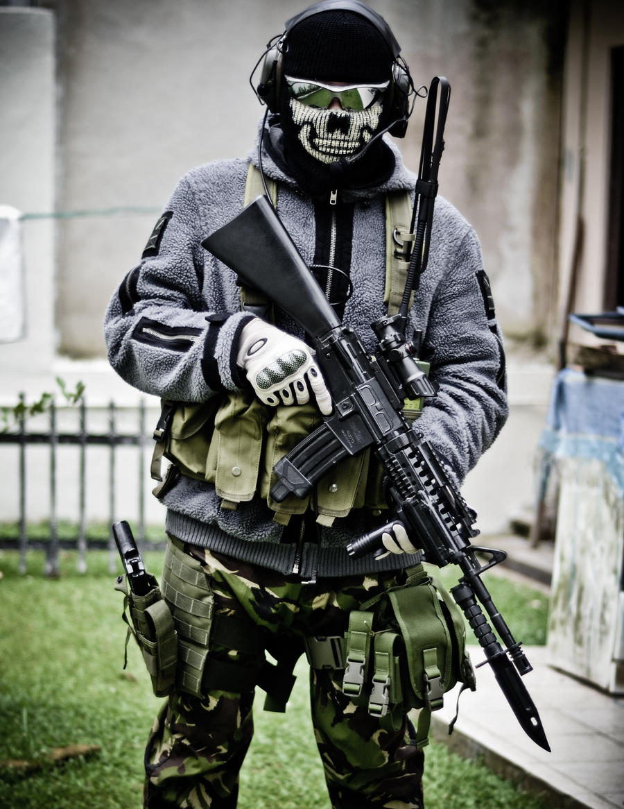 Ghost MW2 Cosplay Done! : r/MW2