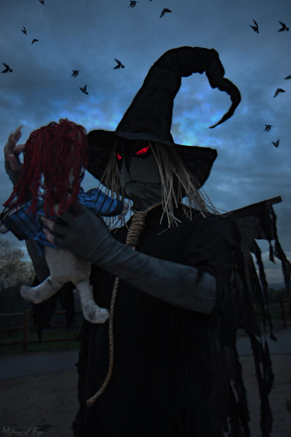 The Scarecrow - as drawn by Tim Sale 3 by beckyalbright