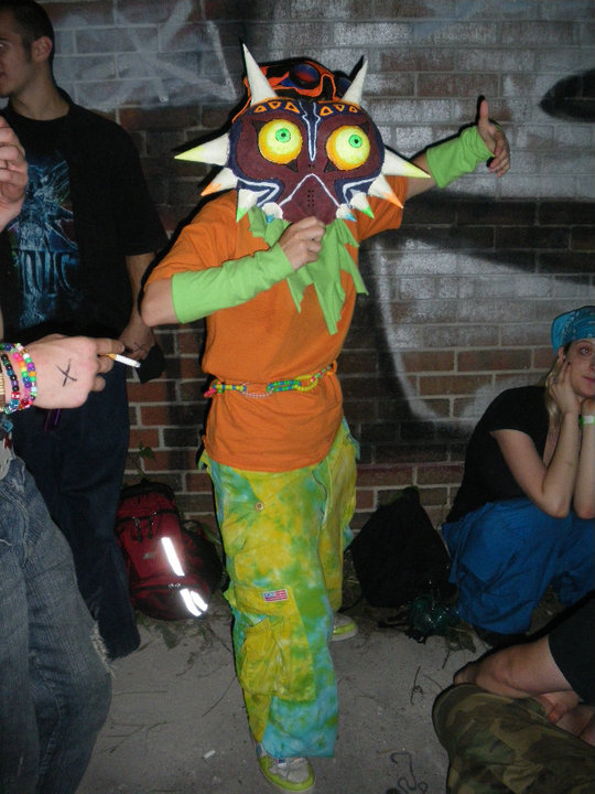 raver skull kid