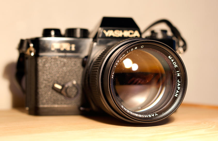 My old Lady Yashica by LucaGif