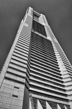 Yokohama Landmark Plaza BW