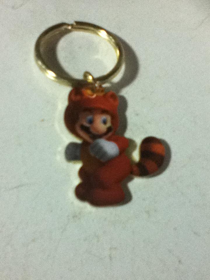 Tanooki Mario Keychain photo