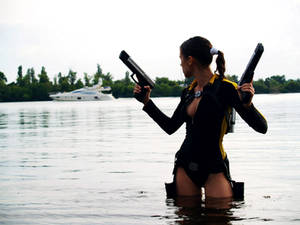 Lara Croft wetsuit - Yacht