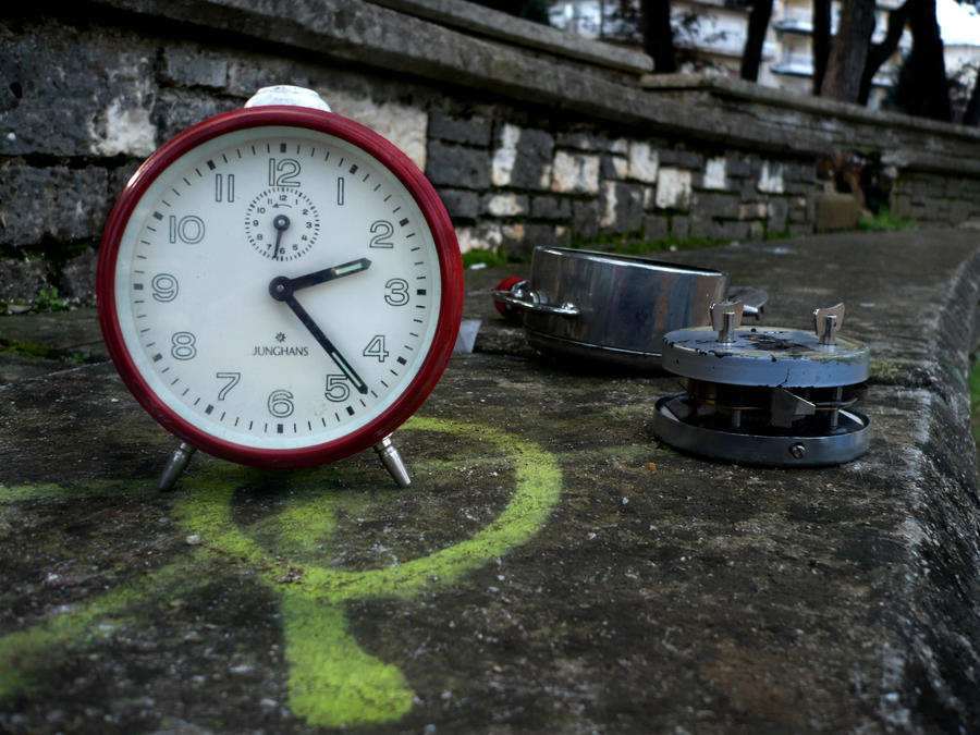 Time 'Clocks' 4 by notisia on DeviantArt