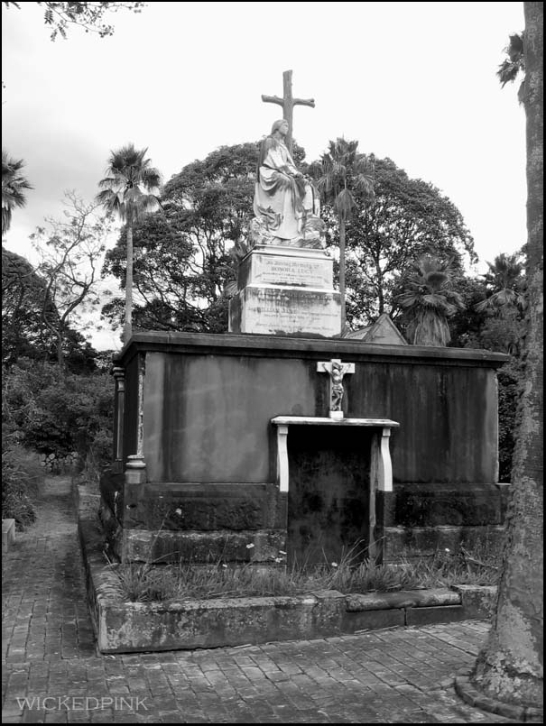 Gore Hill Crypt