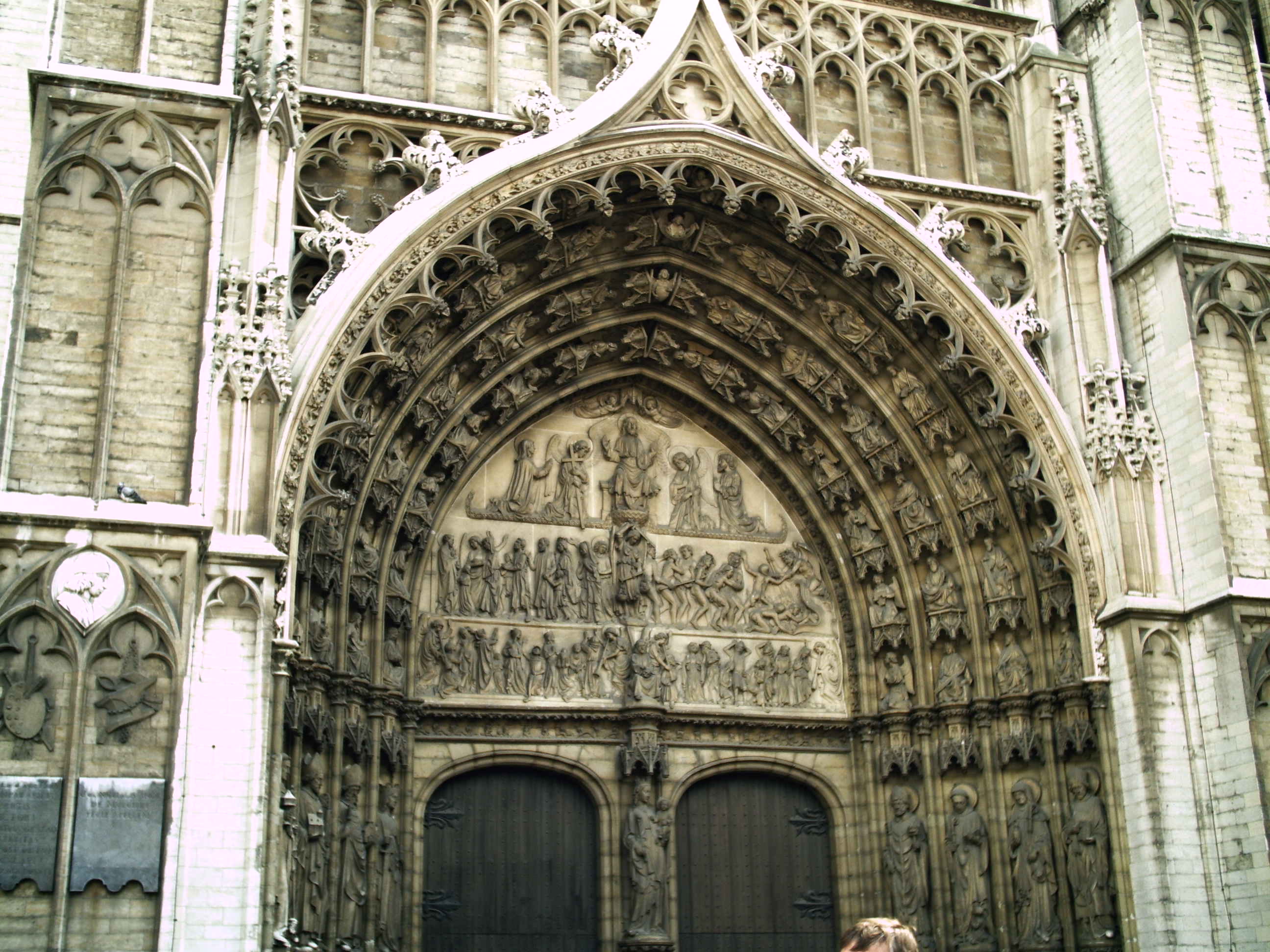 catherdrel entrance