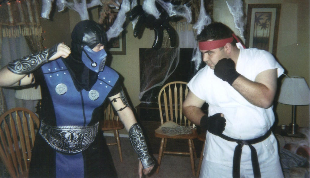 Sub Zero Vs Ryu Ryu vs Sub Zero Halloween 2011 by KenFromNY on DeviantArt