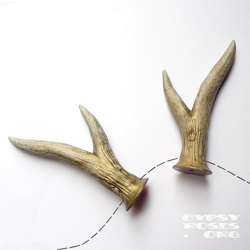 Antique Bronze Goin Stag Horns