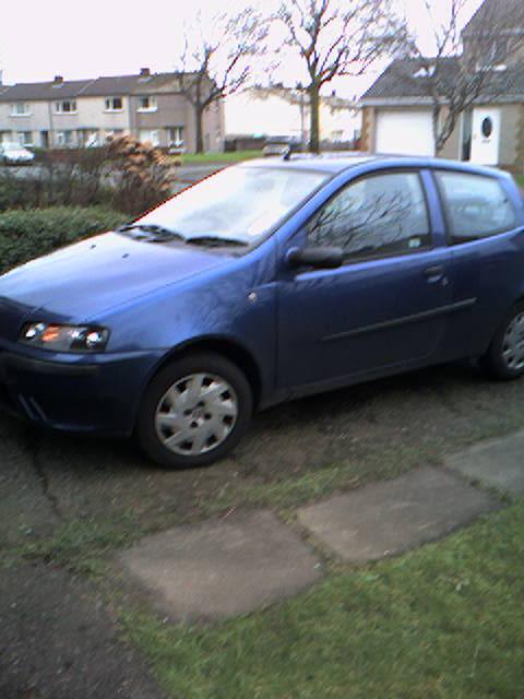 Grans Fiat Punto II car