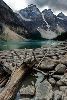 Moraine Lake - Banff Natl Park