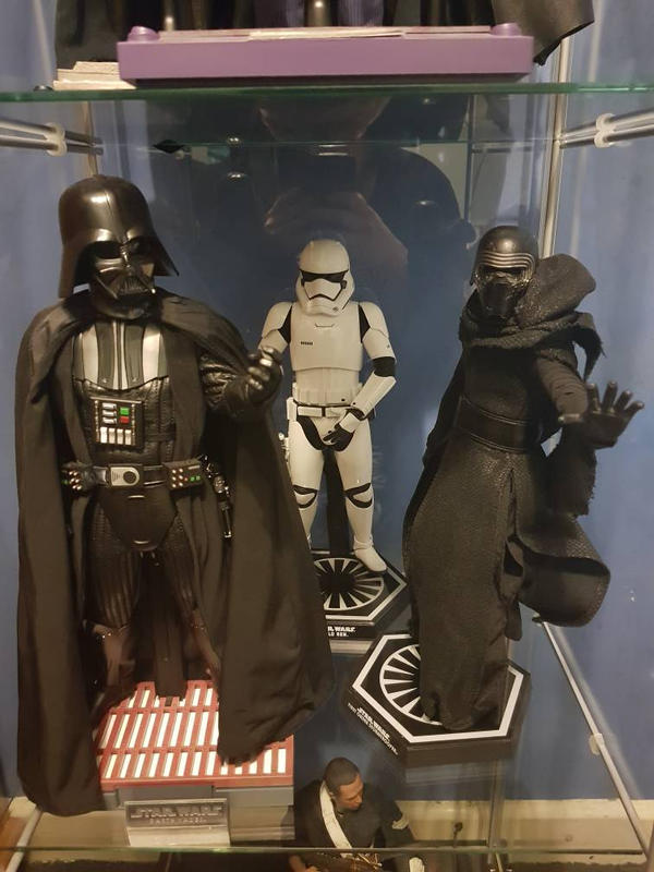 hot toys collection vader storm trooper and kylo 