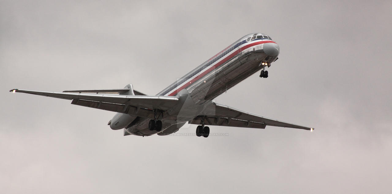 American Airlines MD-83