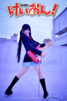 Azusa Nakano cosplay