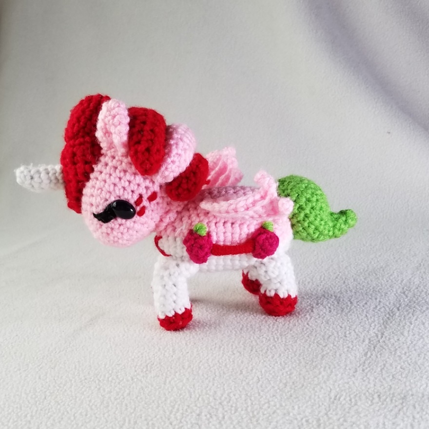 Crochet Ruby the Unicorno