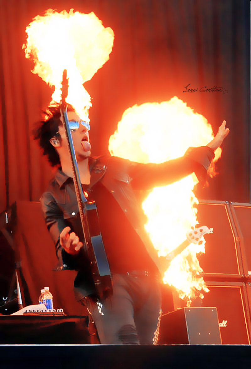 Synyster.