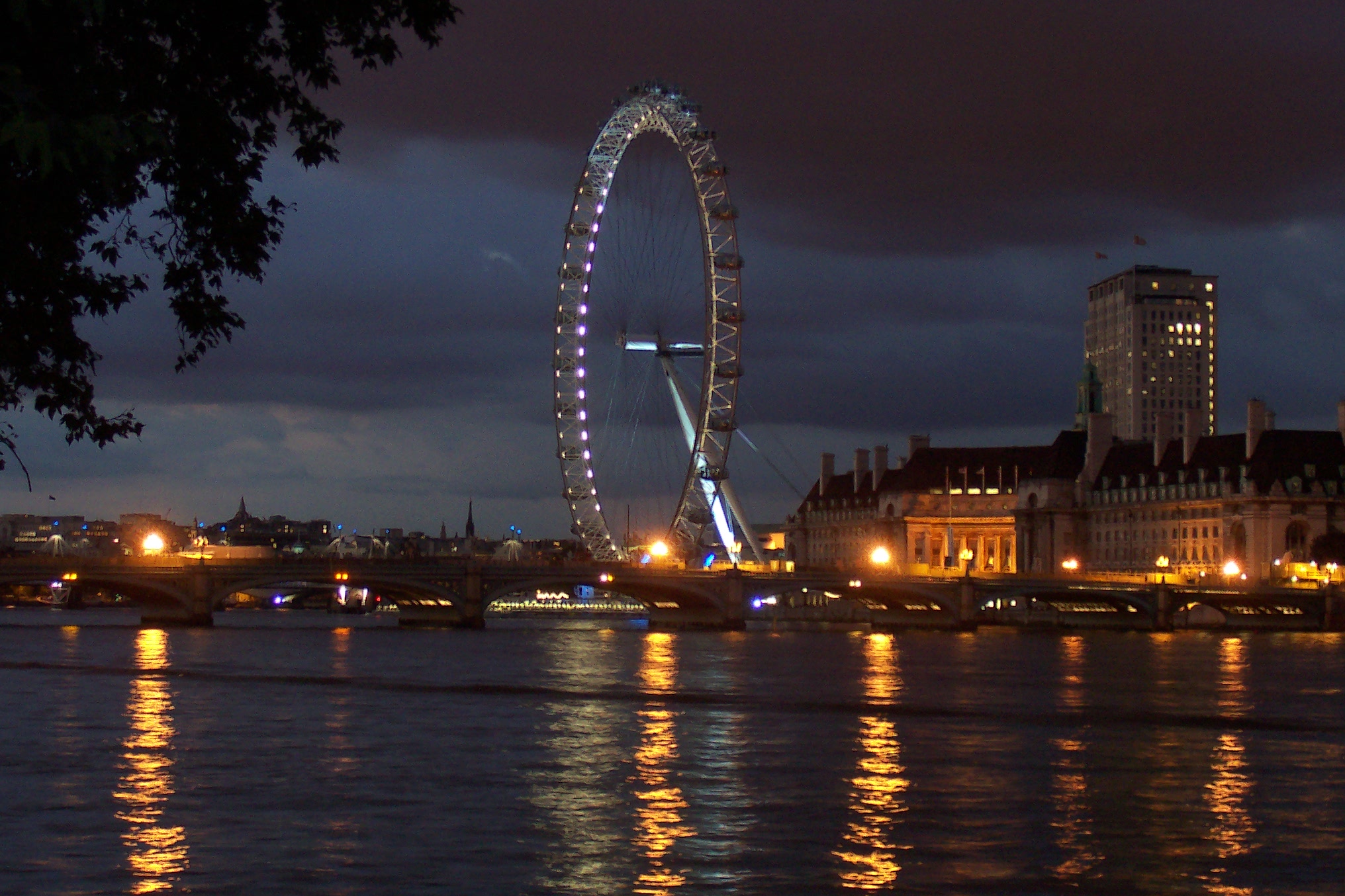 London Eye at night