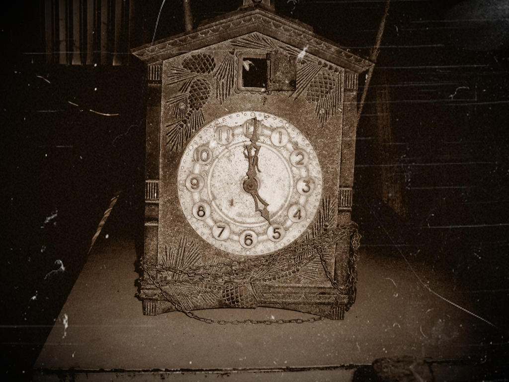 clock by NatalieScrat on DeviantArt