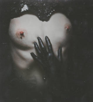 I feel the darkness pressing on my chest by NataliaDrepina