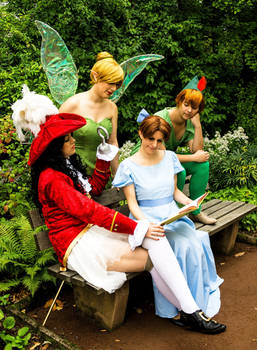 TinkerBell Wendy Peter Pan and Hook