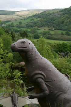 Iguanodon model with a view