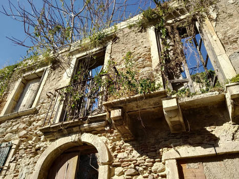 Ancient alley in Messina