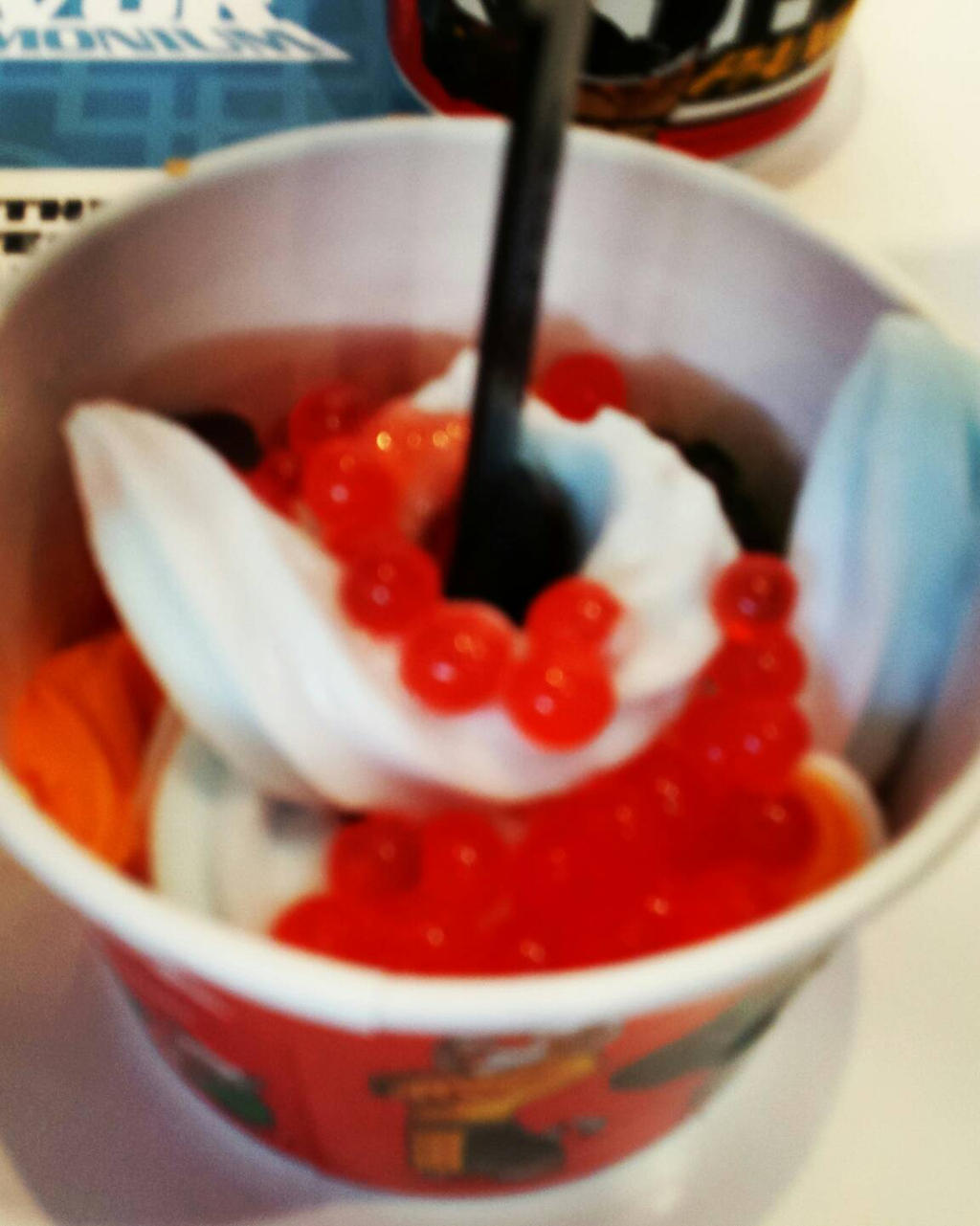 Frozen Yogurt with strawberry balls