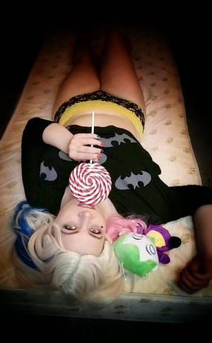 Harley Quinn cosplay: lollipopday by Kharotus