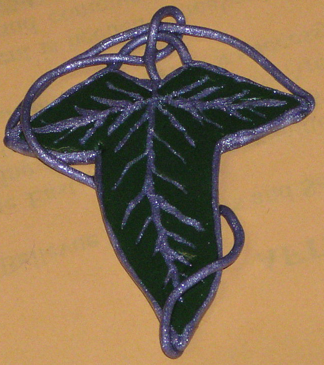 Lothlorien Pin - fimo