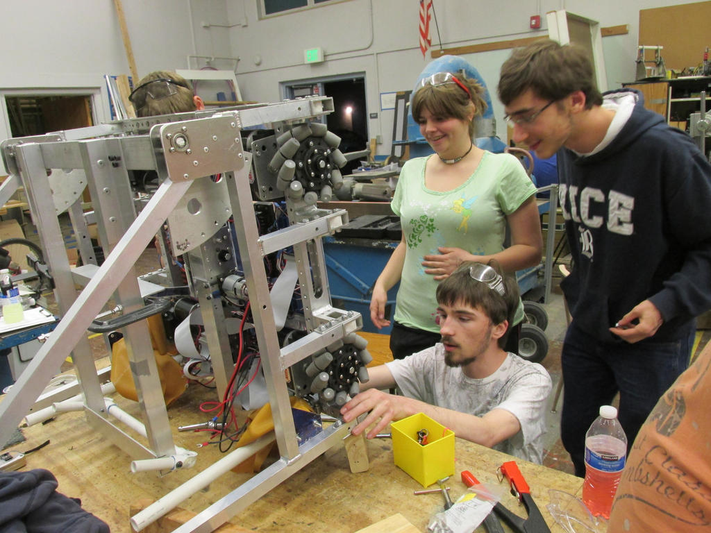 FRC Programing/Electronics Team Vs. Space IV by DannyMarie on DeviantArt
