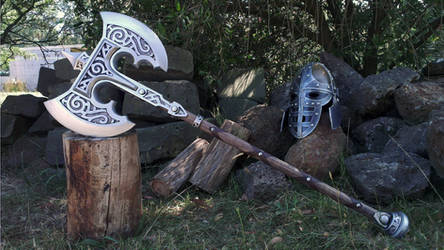 Skyrim Steel Battleaxe Prop Replica by TheAnti-Lily