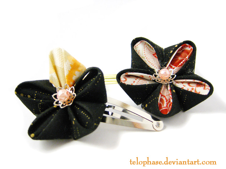 Kanzashi - Black and Red