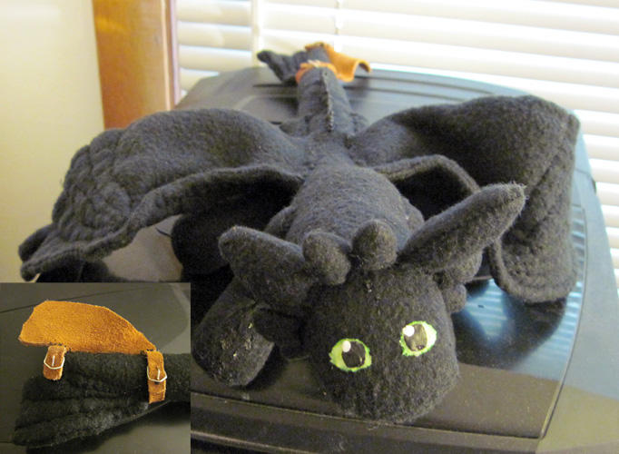 Toothless plushie by HollyRoseBriar on DeviantArt