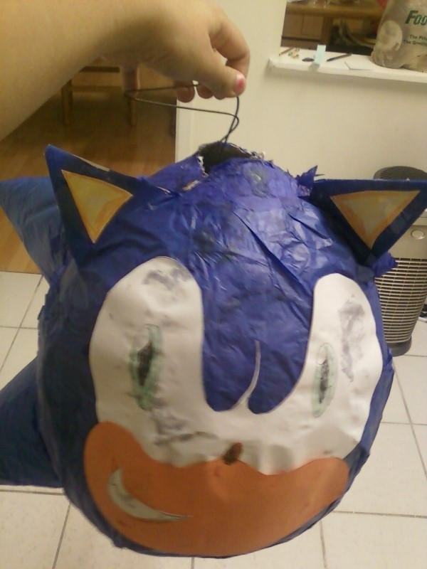 The making of a sonic piñata