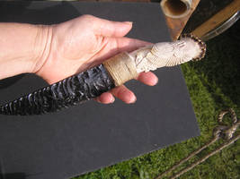 carved obsidian knife handle pic 7