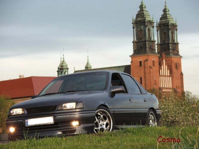 Opel Vectra A by Cosma and Cathedral in Poznan